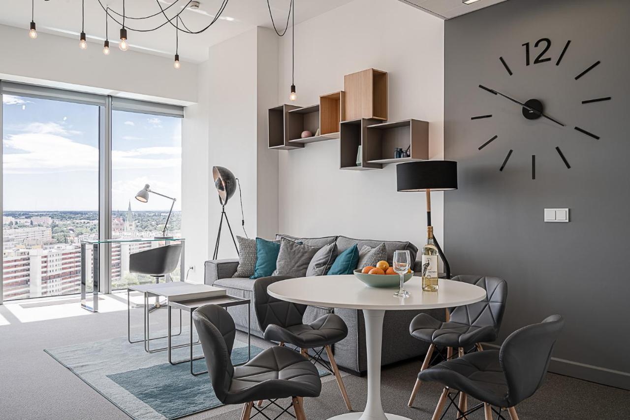 Rentplanet - Apartament Sky Tower Wroclaw Ngoại thất bức ảnh