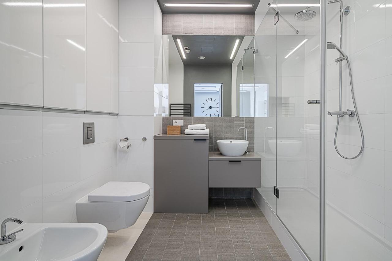 Rentplanet - Apartament Sky Tower Wroclaw Ngoại thất bức ảnh