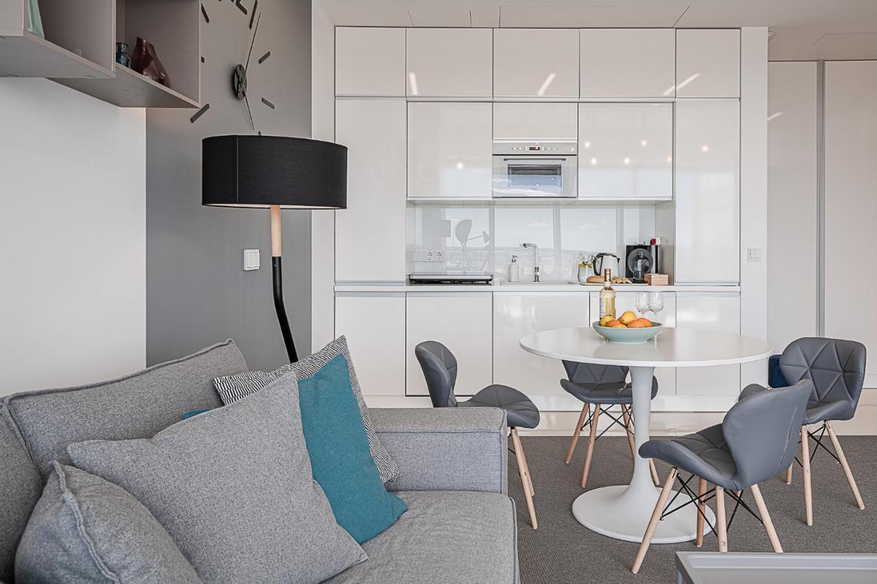 Rentplanet - Apartament Sky Tower Wroclaw Ngoại thất bức ảnh