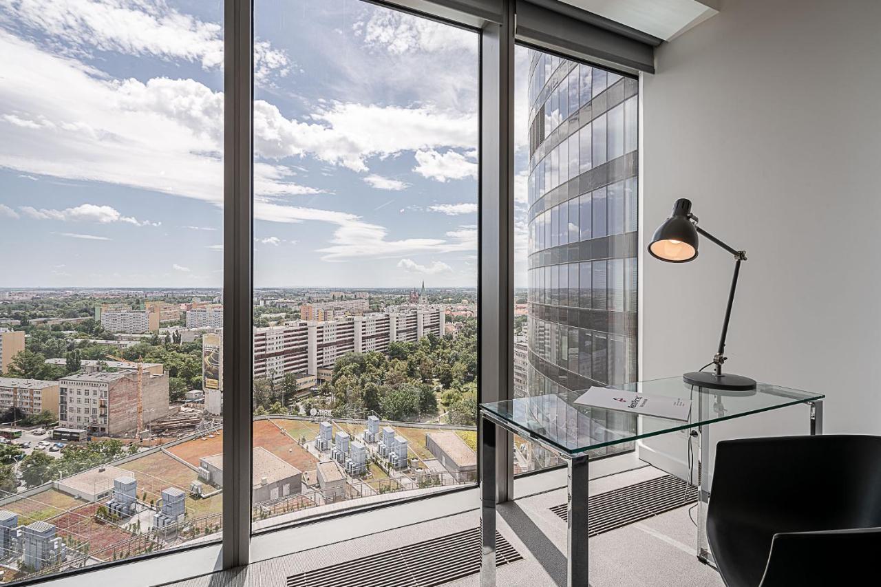 Rentplanet - Apartament Sky Tower Wroclaw Ngoại thất bức ảnh