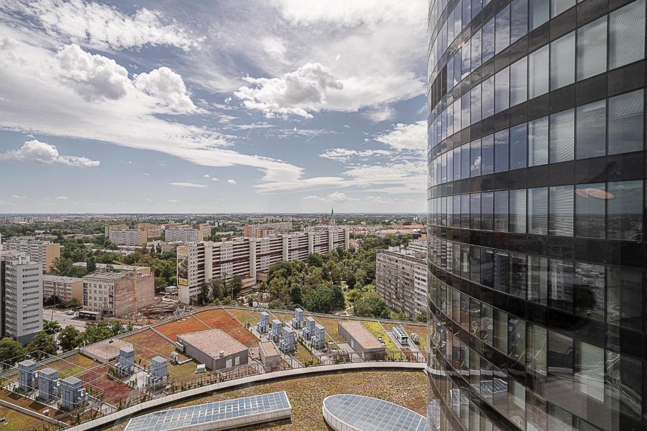 Rentplanet - Apartament Sky Tower Wroclaw Ngoại thất bức ảnh